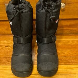 Baffin Mustang Junior Black Insulated Boots Size 6